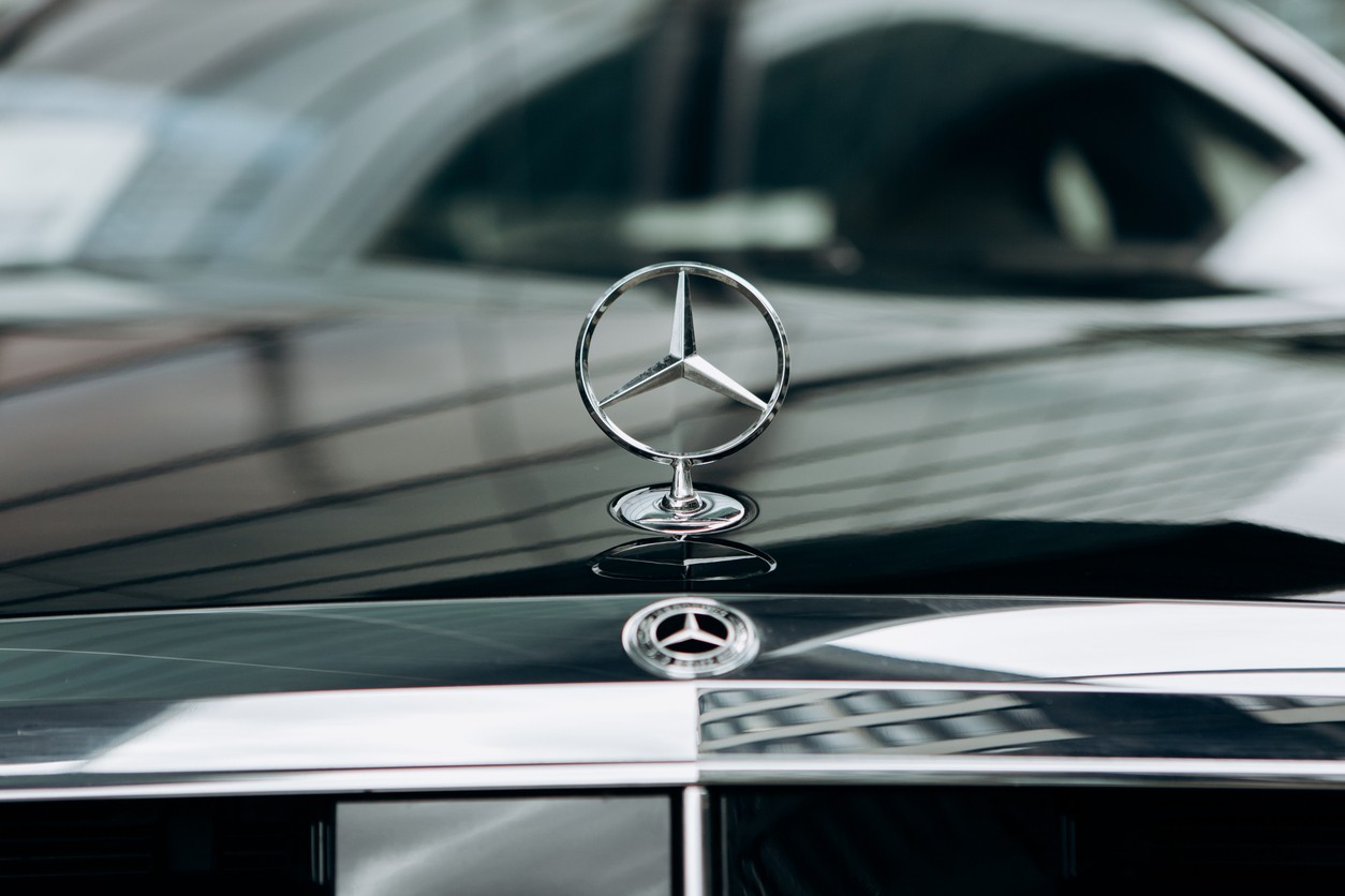 A Mercedes Maintenance Mechanic is Essential for ABC Suspension Repairs